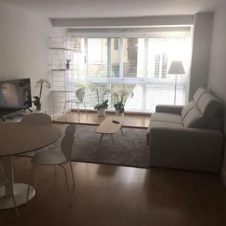 De La Luz Centrico En Nautico -parking * فيجو