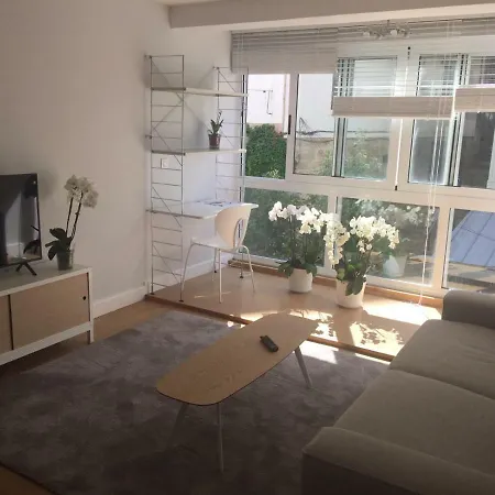 De La Luz Centrico En Nautico -parking فيجو